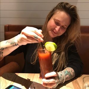 Meet your Posher, Holly